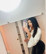 Ищу состоятельного мужчину для теплого общения и приятных встреч.  
Не коммерция,  но рассчитываю на джентльменов,  
которые умеют окружить вниманием и заботой.  
Дискретность и взаимные симпатии н ...