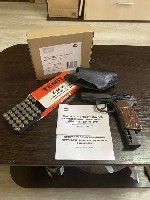 Продам МР-80-13Т *45 Rubber.  Цена 10000 р.  
Комплектация.  пистолет с 1 обоймой+кожаная кобура+коробка с документами + 32 патрона. ...