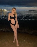 Хотите нежных прикосновений,  снять усталость и осуществить свои эротические фантазии? Приезжайте,  и наша встреча станет просто незабываемой.  Удовольствие,  которое я Вам доставлю,  будет искренним  ...