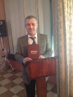 Работаю с состоянием избыточного веса,  ожирение 1 и 2 степени,  в рамках аскетической психологии.  Опыт работы с зависимостями более 15 лет.  Окончил Государственный ВУЗ МГУТУ НГИСУ.  Полный курс 180 ...