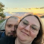 Разное объявление но. 4392330: Мошенница и играет в роль жертвы