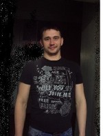 хочется просто поболтать с приятной собеседницей! попить кофе в месте,  я женат,  но хочется эмоций.  .  где же ты? мне 45 лет 182/95 спортивный,  обожаю фитнес и горные лыжи ...