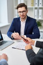 Юридические услуги объявление но. 4189329: Представительство имущественных интересов юридических лиц в Екатеринбурге