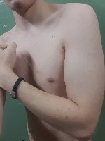 Привет,  ищу опытную девушку для ежедневных встреч.  Мне 21 года,  телосложение полу-спортивное,  183/79,  размер члена 15 см.  Хотел бы найти девушку для ежедневных дел,  без обязательств,  но если б ...