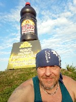 Мужчина 46,  нормального телосложения,  чистоплотный и порядочный,  нахожусь сегодня,  09.09.25 в вашем городе,  встретится с неполной девушкой для куни и многого другого,  что подскажет фантазия.  На ...