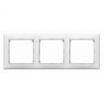 LEGRAND 774453 Рамка 3 пост,  белая – 160 рублей в наличии 2 шт.  
LEGRAND 774446 Заглушка белая -1 шт.  300 рублей Заглушка устанавливается в стандартную монтажную коробку,  скрывая за собой соедине ...