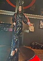 Красивая,  сексуальная,  яркая Госпожа.  Люблю подчинять,  унижать мужчин,  видеть страдание и покорность.  В поиске адекватных нижних для контроля оргазма,  анальных игр,  принуд.  мастурбация,  феми ...