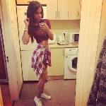 Я прикусываю нижнюю губу,  мои глаза сверкают от желания.  «Ты не представляешь,  как сильно я хочу тебя…» — мой голос дрожит от страсти.  Мои губы находят твои,  сначала нежно,  дразняще… а потом всё ...