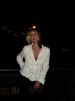 Отдых 
Приглашаю в гости 
Массаж
Секс классика 
Доп услуги обсуждаются при встрече ...