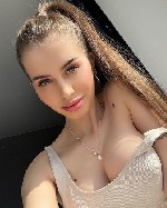 Вика +79178123902 всем привет стоимость за час 2000 ...