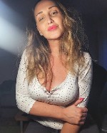 Девушка, ищу парня объявление но. 4404698: Симпатичная девушка встретится с мужчиной