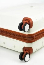 Разное объявление но. 3347695: Чемодан Mironpan Paradise молочного цвета для ручной клади