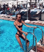 Симпатичная и сексуальная.  Встречусь с мужчиной славянской
внешности для приятного времяпровождения.  В сексе не приемлю
грубость и боль. ...