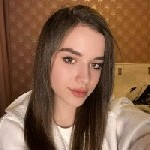 Молодая девушка приятной внешности.  Продам свои откровенные фото и видео,  а также познакомлюсь с парнем.  
Пишите мне:  
Ватсап 89000259433
Телеграм @Galinasakulova ...