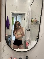 ✨ Люблю общение,  которое начинается с улыбки и продолжается хорошим настроением.  Если ты ценишь лёгкость,  искренность и интересные знакомства,  думаю,  мы быстро найдём общий язык.  Не откладывай з ...