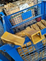 Коронки 201-70-24140,  20Х-70-14160,  202-70-12130,  адаптеры,  элементы крепления ковшей миниэкскаваторов Komatsu PC60,  PC100,  PC120 со склада.  Подбор коронок по каталожным номерам,  марке экскава ...