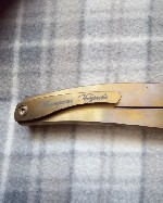 Продам складной нож " Золотой Ворон" мастерской Чебуркова,  лимитированная серия из 200 штук,  2014 года выпуска,  все ножи этой серии номерные 1.2.3.  .  .  .  .200.  Сталь клинка премиум класса М390 ...