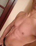 Я 32 184 80 18х5.  Спортивное телосложение,  чистоплотный,  образованный.  Встречусь с женщиной за мп.  Проведём вместе время,  сделаю массаж,  поддержу беседу.  Со мной можно осуществить любые фантаз ...