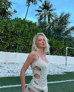 Мальчики всем привет работаю выезжаю на выезд,  🚕так же принимаю в свои элитные апартаменты.  🏢работаю как вип девушка фотографии параметры соответствует на 100%.  Как на фото так и в жизни? ❤️ в обще ...