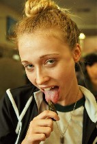 м.  Чкаловская,  Опыта у меня мало.  Начинаю.  Прошу аккуратно.  Буду ласковой и нежной,  страстной и ненасытной.  Помогу тебе расслабиться после 
тяжелого дня и получить максимальное удовольствие от ...