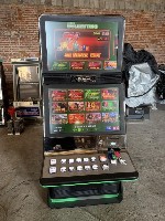 В продаже современный игровой автомат от EGT,  отличное состояние,  мощный звук,  современный дизайн,  большие яркие мониторы,  большое количество игр,  меняющаяся RGB подсветка,  отлично украсит ваш  ...