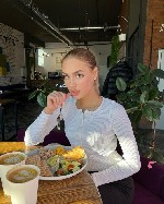 Стриптиз, стриптиз-клубы объявление но. 4368152: Валерия 79825331812 🐳🍓✅