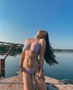 Познакомлюсь с мужчиной,  приличным и адекватным,  от 35 лет.  
Я стройная,  ухоженная,  с красивой грудью ...