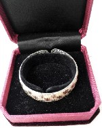 Вес 39 грамм.  
Изготовлен из чистого серебра 999 пробы
Полировка – proof Упакован в бархатную,  сувенирную коробочку.  
Отправка по РФ почтой России
Стоимость 3250 рублей,  доставка оплачивается  ...