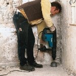 Превосходные рабочие характеристики перфоратора Макита HR 5001 обусловлены высокой мощностью и впечатляющей силой удара.  Эта модель работает в двух режимах:  сверление с ударом обеспечивает беспробле ...