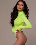 м.  Московские ворота,  Хочу долбежку с незнакомцем или двумя.  Я замужняя.  Место есть.  
Взрослая,  хочу развлечься без трусиков. ...