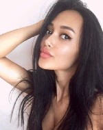 Ты – мужчина 35+,  без вредных привычек,  с хорошим уровнем энергии.  Я –
женственная,  страстная.  Напиши, ...