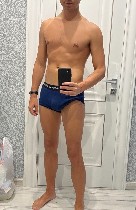 Молодой,  симпатичный,  ухоженный,  славянин,  член 18 см.  
Возбуждают девушки и взрослые женщины с волосами в зоне бикини.  Чем больше волос,  тем лучше.  Очень заводит лизать и долго наслаждаться  ...