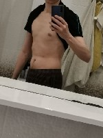 Ищу девушку для секса без обязательств (возможно,  на постоянной основе) .  Александр,  29 лет.  Стройное телосложение.  Зппп не болею,  регулярно прохожу мед.  осмотр на работе (при необходимости пок ...