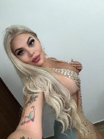 Ищу мужчину для приятного,  расслабленного общения без стресса и обязательств.  
Ценю дискретность,  легкость и взаимное
желание наслаждаться моментом.  Если наши взгляды совпадают,  напиши.  
Связ ...