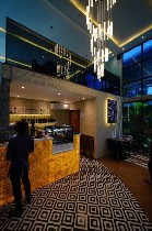 "Все вопросы в Ватсап по номеру указанному в объявлении!

Ресторан LETO — стильный ресторан русской и европейской кухни в формате фьюжн,  расположенный в Таиланде,  на северной части Пхукета,  в рай ...