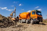 Доставка бетона миксером:  
- 2 м3 (куба)
- 5 м3 (кубов)
- 8 м3 (кубов)

Подача бетона до 8 метров.  
Различная форма оплаты (наличный,  безналичный расчет,  НДС).  
Работаем:  Краснодарский кр ...