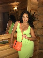 Ищу постоянного партнера для нечастых встреч,  парня или девушку.  Готова помогать материально,  возможно с проживанием,  помогу с переездом.  
От вас требуется:  возраст 20-57 лет,  приятная внешнос ...