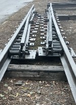 Разное объявление но. 4364974: Продаем рамный рельс с остряками от СП Р65 1/9 пр.  ЛПТП 665121-100,101,102.  Новые.  Цена 950 000 руб.  ,  с НДС