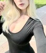 Наша койка будет скрипеть
Встреча не за деньги,  а ради взаимного удовольствия!
Качественно вылизываю попку и сосу,  умею глубоко,  делаю массаж всеми частями тела,  доведу до оргазма так,  что буде ...