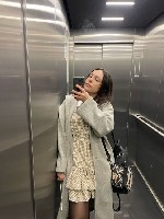 Яркая чаровница с загадочным взглядом и женственной энергетикой любит внимание и красивые разговоры.  Возможно,  именно наше знакомство окажется самым интересным за последнее время.  Напиши мне в Tele ...