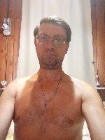 Высокий,  страстный,  сделаю всё,  что пожелаешь,  со мной тебе скучно не будет ...