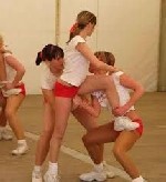 В поисках любительницы фиста.  Растягивать дырки,  предметы,  ладонь.  

Дойка груди ...