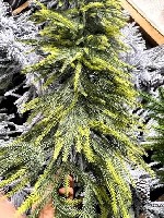 "Ветка (ёлочная хвоя)

Полностью гелывые

Длина :  2.7 метр

Цена:  390 тысяч штука
Все варианты по одинаковой цене и длине .  

Доставка по договоренности" ...