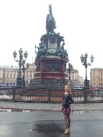 Ищу парня с машиной,  пишите обсудим ...