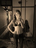 Продаю свою коллекцию анальной мастурбации большими предметами (их фото прилагается),  
снято уже более 70 видео и 900 фото (не дорого),  видео со стонами,  лицом.  Для любителей фетиша видео облизыв ...