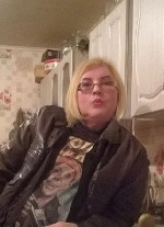 ищу группу вахтовиков которые заберут на вахту готовлю стираю убираю послушная живу в Ростовской области пишите на вацап фото вышлю 89185767635 ...