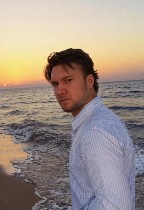 Это не просто встреча с мужчиной.  Я помогу тебе расслабиться и подарить приятные ощущения.  У меня уже есть немалый опыт в этом.  
Гарантирую сохранение конфиденциальности и анонимности.  

Только ...