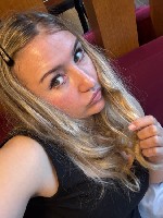 Ищу мужчину,  которому нравится фут фетиш!у меня свой телеграмм канал,  также возможны встречи!@nat27098 ...