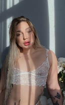 ✨ Люблю общение,  которое начинается с улыбки и продолжается хорошим настроением.  Если ты ценишь лёгкость,  искренность и интересные знакомства,  думаю,  мы быстро найдём общий язык.  Не откладывай з ...