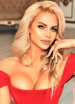 м.  Спасская,  В твоем распоряжении вся я:  мое тело,  умения,  страсть и похоть.  
Моя киска влажна и горяча,  всегда готова к проникновению. ...